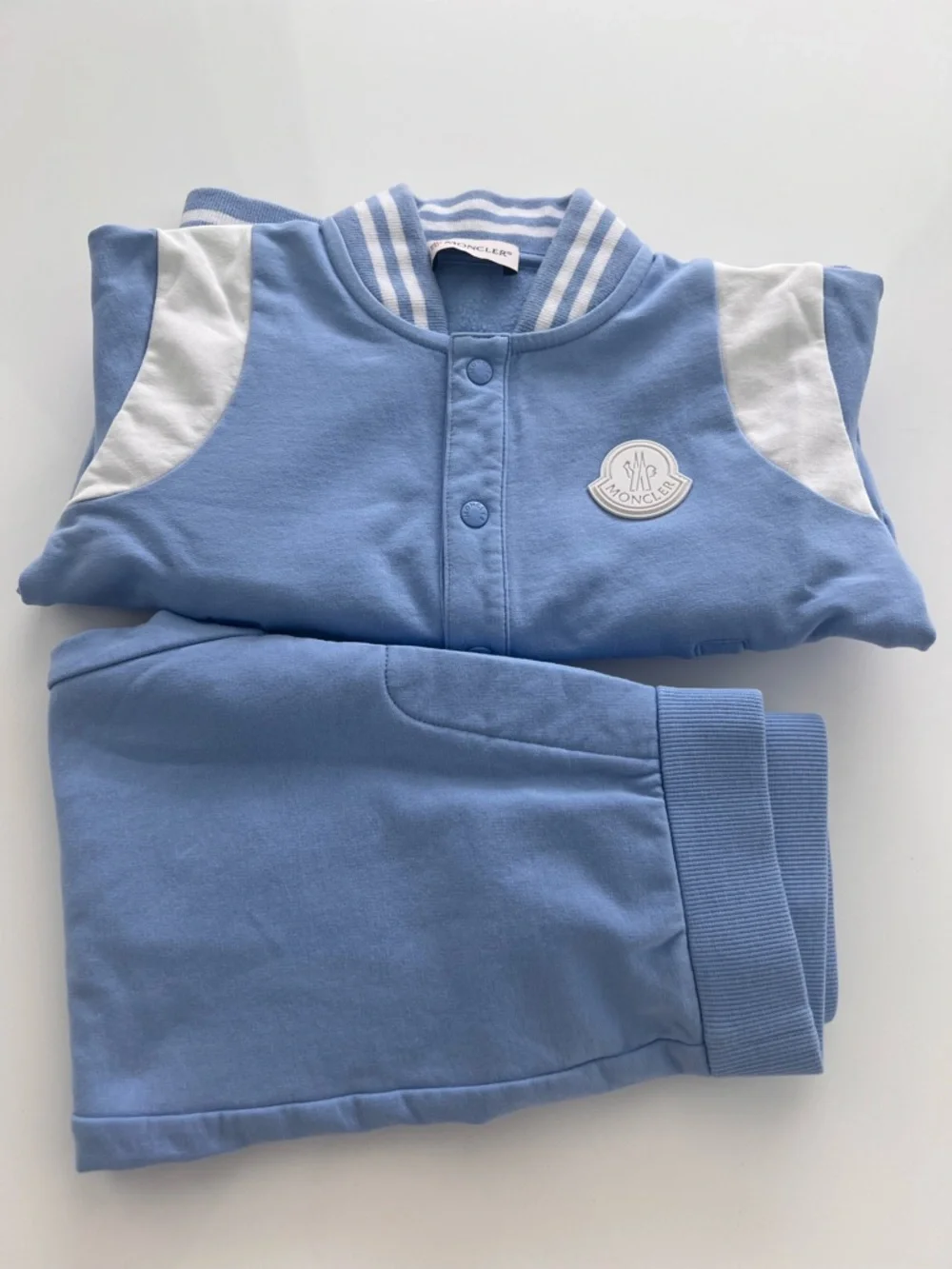 Moncler beautiful kids